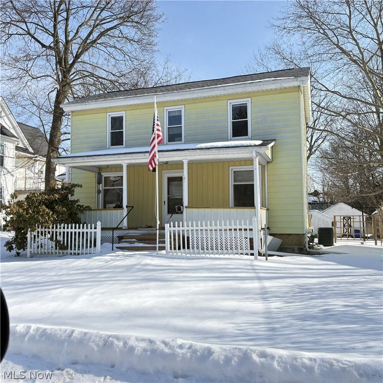11744 Peckham Avenue, Hiram, OH 44234