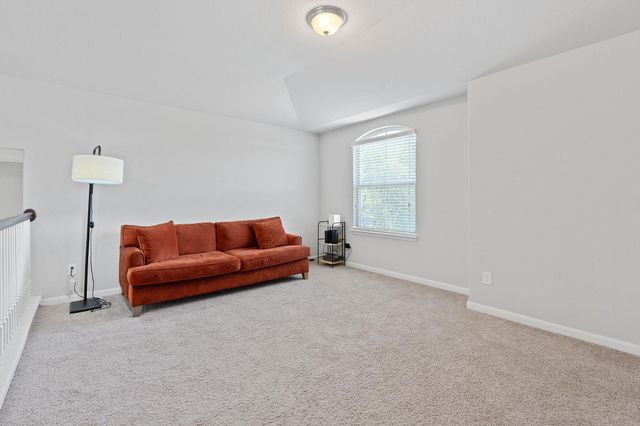 307 Parkside DR, San Marcos, TX 78666