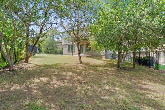 307 Parkside DR, San Marcos, TX 78666