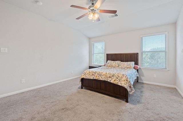 307 Parkside DR, San Marcos, TX 78666
