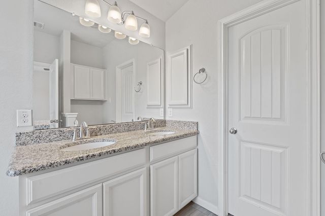 307 Parkside DR, San Marcos, TX 78666