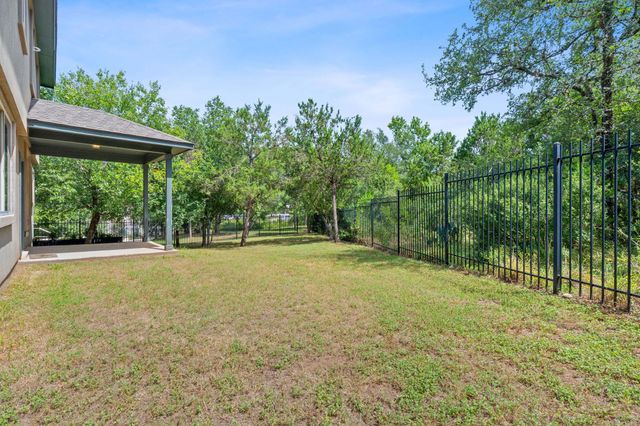 307 Parkside DR, San Marcos, TX 78666