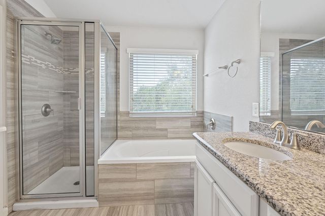 307 Parkside DR, San Marcos, TX 78666