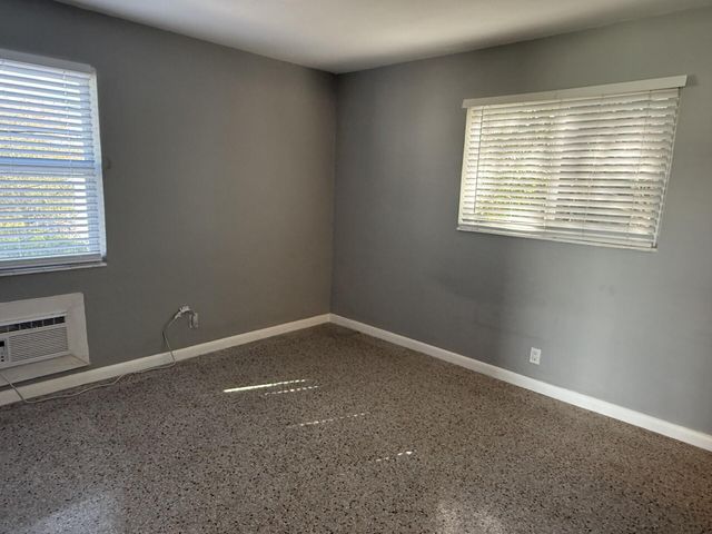 1118 N H Street 8, Lake Worth Beach, FL 33460