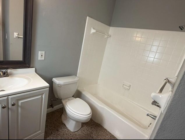 1118 N H Street 8, Lake Worth Beach, FL 33460