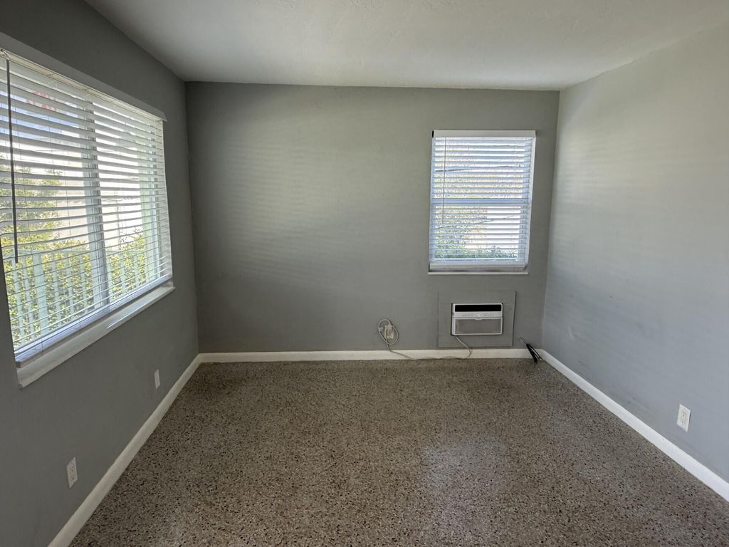 1118 N H Street 8, Lake Worth Beach, FL 33460