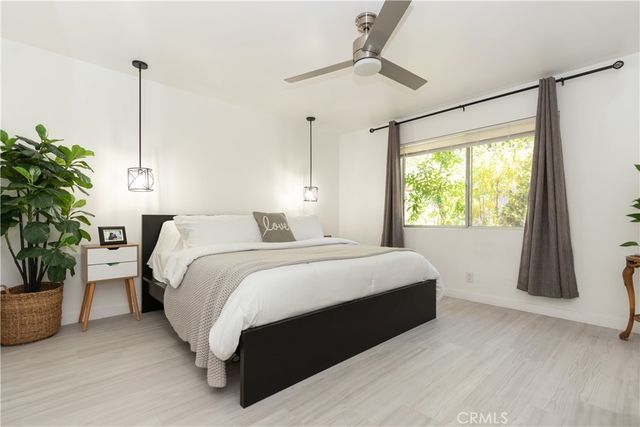 14802 Newport Avenue 18C, Tustin, CA 92680