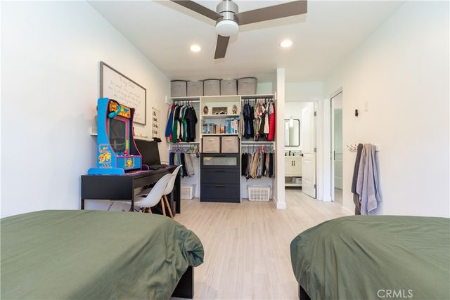 14802 Newport Avenue 18C, Tustin, CA 92680