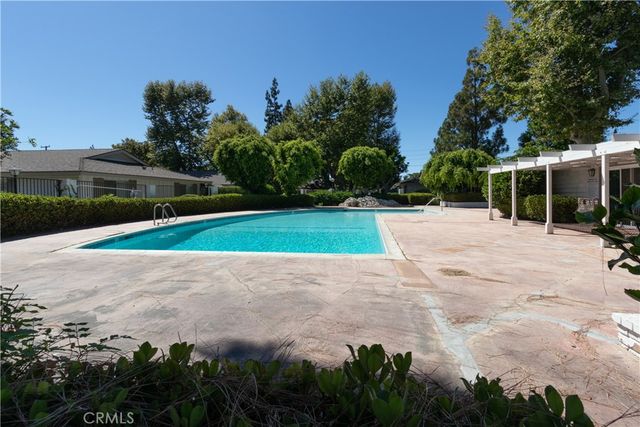 14802 Newport Avenue 18C, Tustin, CA 92680