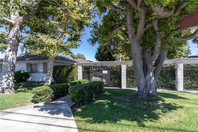 14802 Newport Avenue 18C, Tustin, CA 92680
