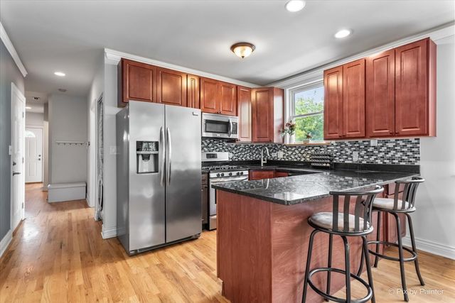 1640 N Whipple Street 3, Chicago, IL 60647
