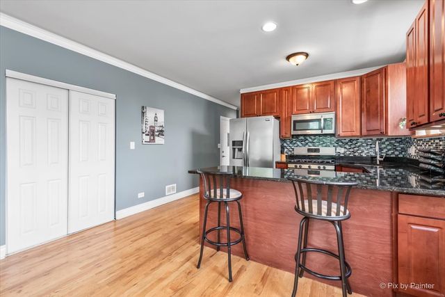 1640 N Whipple Street 3, Chicago, IL 60647
