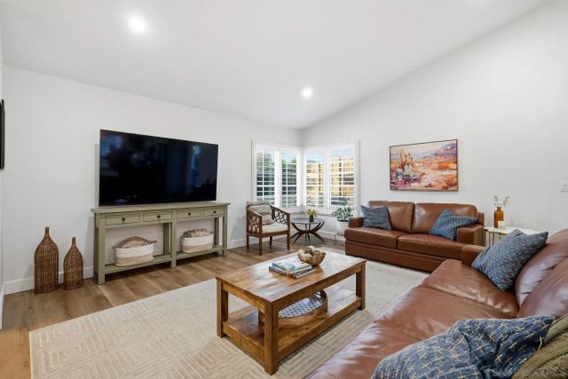 13095 Trail Dust Ave, San Diego, CA 92129