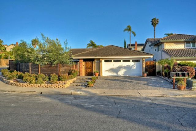 13095 Trail Dust Ave, San Diego, CA 92129