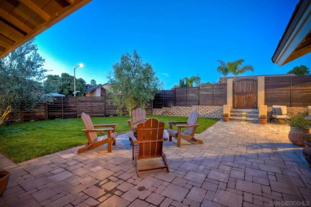 13095 Trail Dust Ave, San Diego, CA 92129