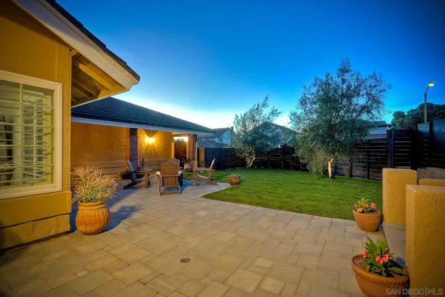 13095 Trail Dust Ave, San Diego, CA 92129