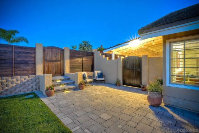 13095 Trail Dust Ave, San Diego, CA 92129