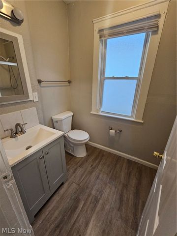 3296 W 44th Street, Cleveland, OH 44109