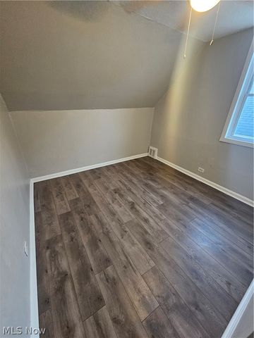 3296 W 44th Street, Cleveland, OH 44109