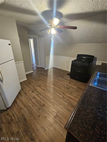 3296 W 44th Street, Cleveland, OH 44109