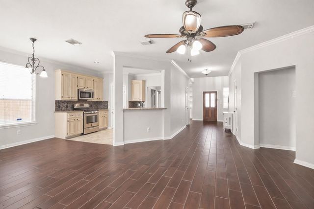 7011 Timber Post Lane, Humble, TX 77346