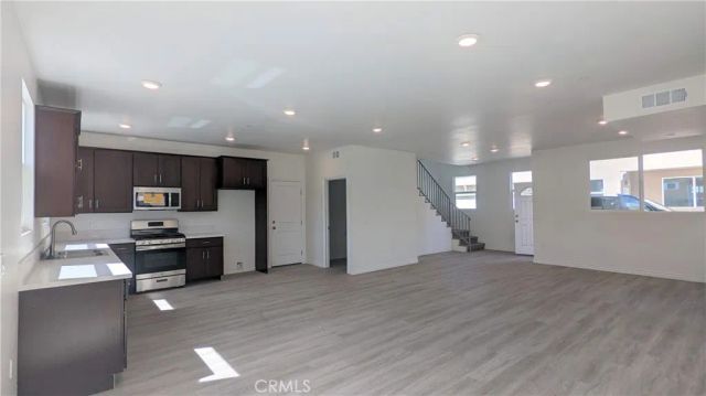 15109 W Logos Court, North Hills, CA 91343