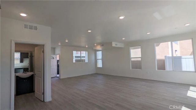 15109 W Logos Court, North Hills, CA 91343