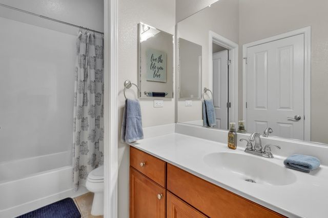 821 Dove Ln, Ione, CA 95640