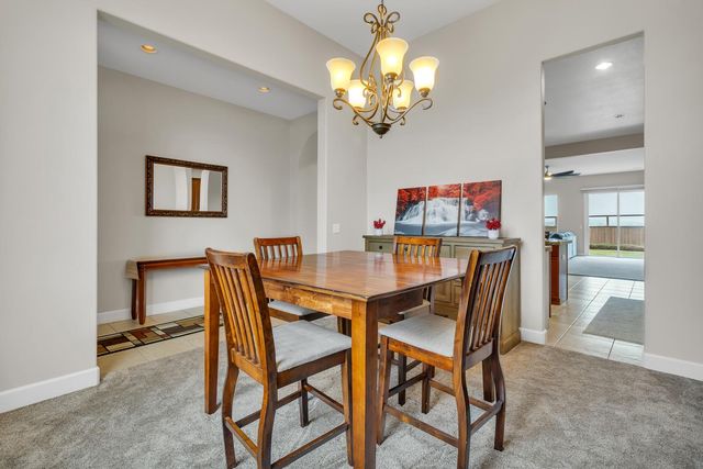 821 Dove Ln, Ione, CA 95640