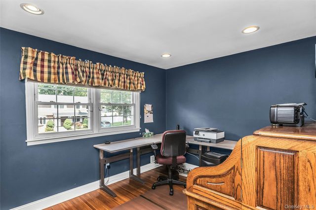8 Lenmore Drive, Old Bethpage, NY 11804