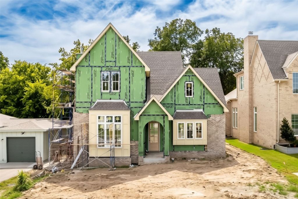 315 E Broadway Avenue, Broken Arrow, OK 74012