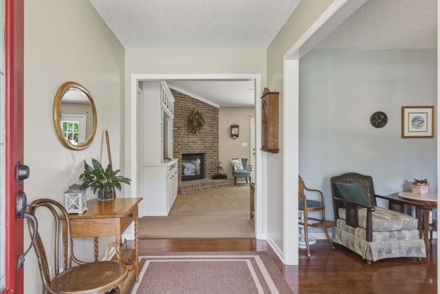 552 Jack Thomas Dr, Manchester, TN 37355