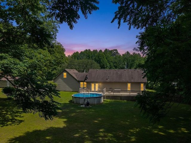 552 Jack Thomas Dr, Manchester, TN 37355