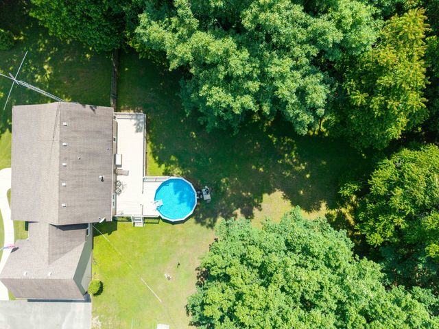 552 Jack Thomas Dr, Manchester, TN 37355