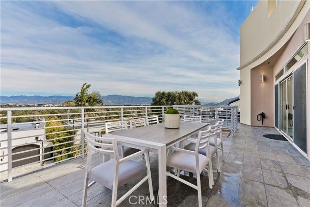 11698 Picturesque, Studio City (los Angeles), CA 91604