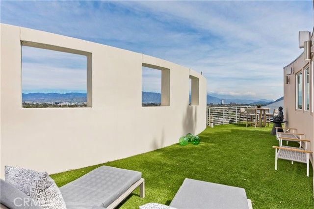 11698 Picturesque, Studio City (los Angeles), CA 91604