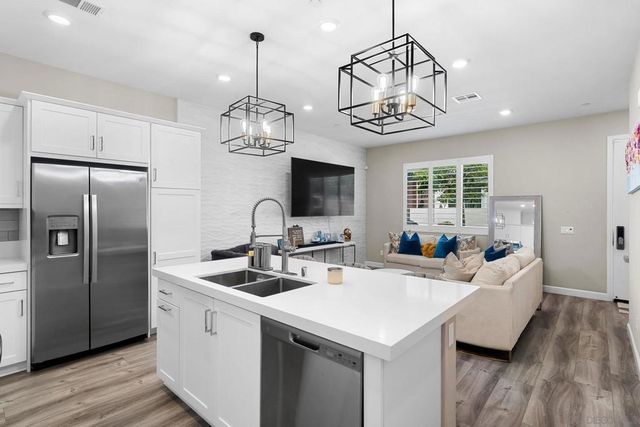 2185 Bluestone Cir, Chula Vista, CA 91913