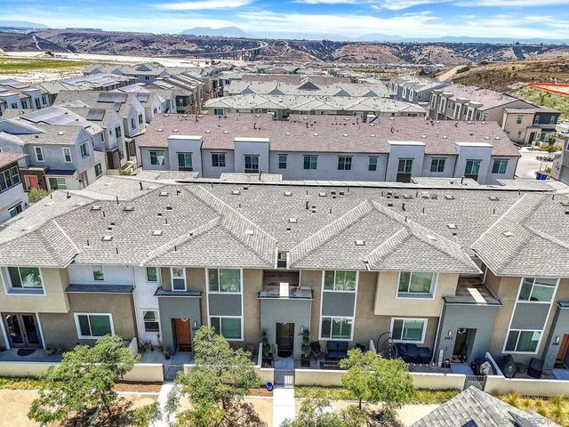 2185 Bluestone Cir, Chula Vista, CA 91913