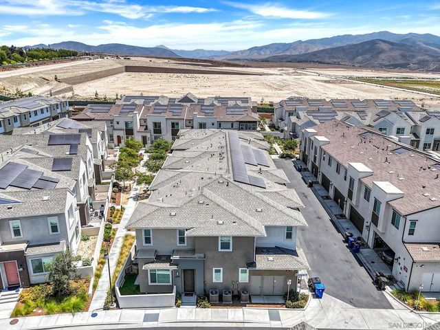 2185 Bluestone Cir, Chula Vista, CA 91913