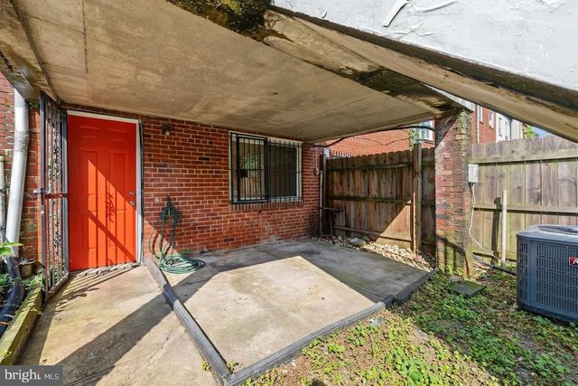 1482 BANGOR ST SE, Washington, DC 20020