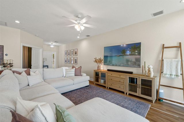 5210 94TH AVENUE N, Pinellas Park, FL 33782