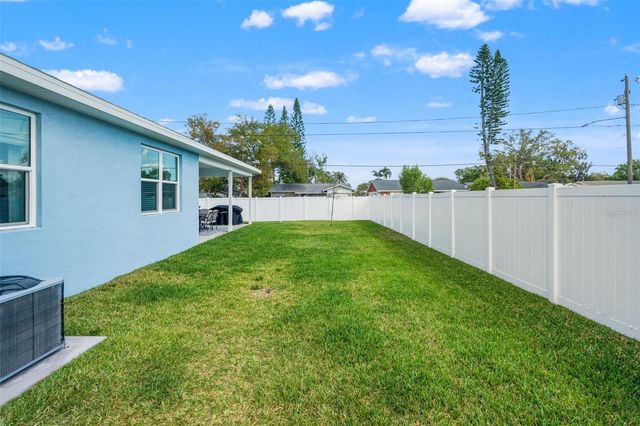 5210 94TH AVENUE N, Pinellas Park, FL 33782