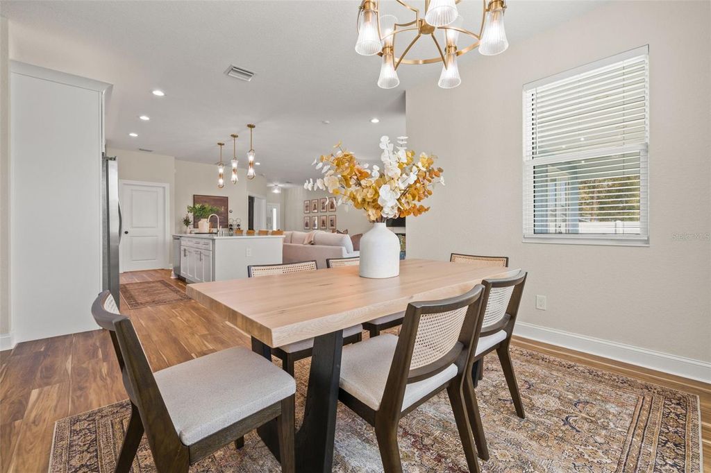 Image 20 of property listing at 5210 94TH AVENUE N, Pinellas Park, FL 33782