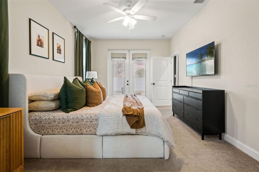 Image 24 of property listing at 5210 94TH AVENUE N, Pinellas Park, FL 33782