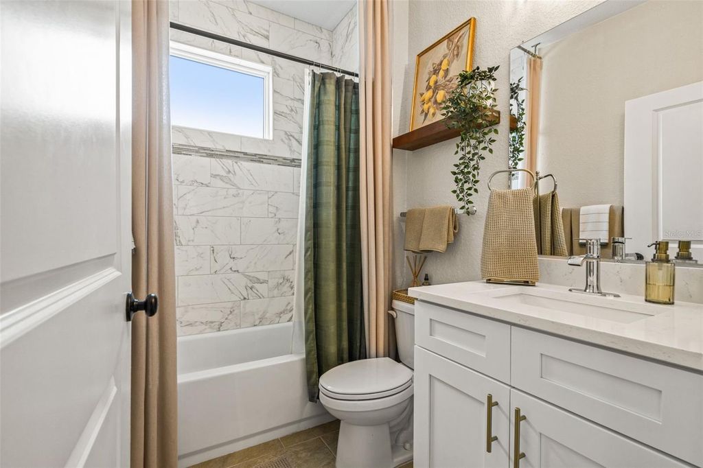 Image 35 of property listing at 5210 94TH AVENUE N, Pinellas Park, FL 33782