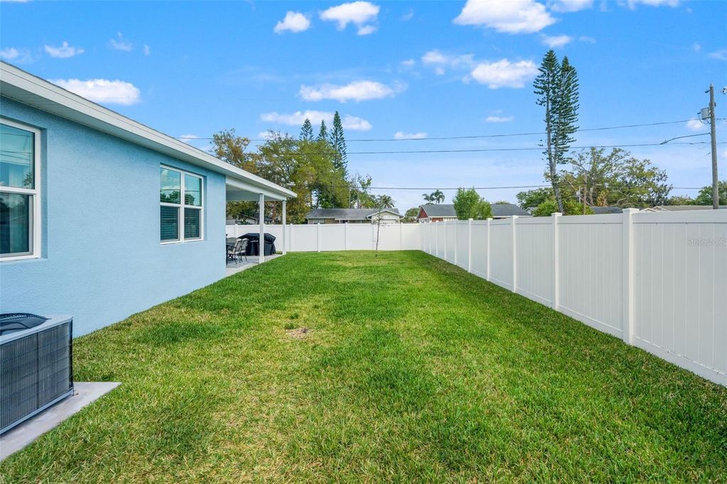 Image 43 of property listing at 5210 94TH AVENUE N, Pinellas Park, FL 33782