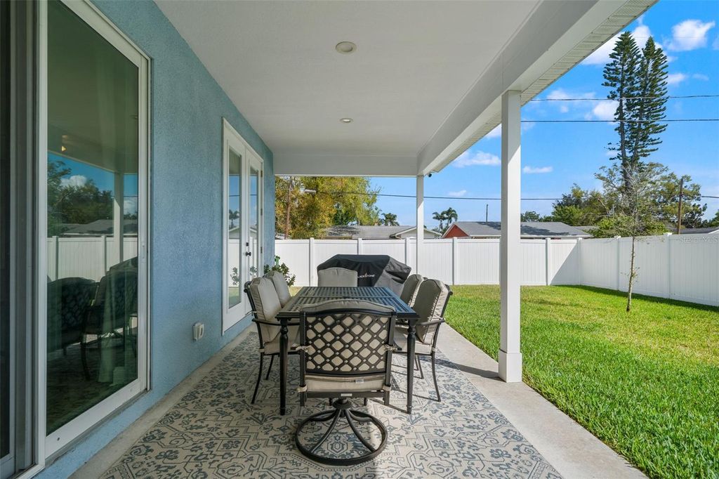 Image 47 of property listing at 5210 94TH AVENUE N, Pinellas Park, FL 33782