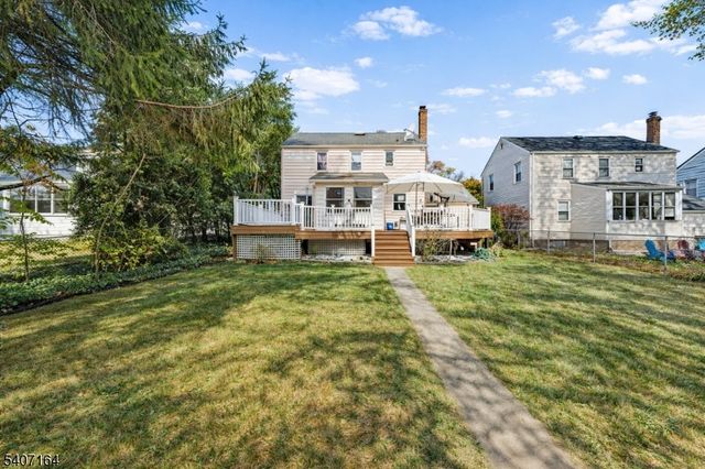 71 Fernwood Ct, Clifton City, NJ 07011