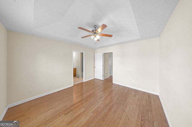 2315 Oakland Spring Drive, Snellville, GA 30039