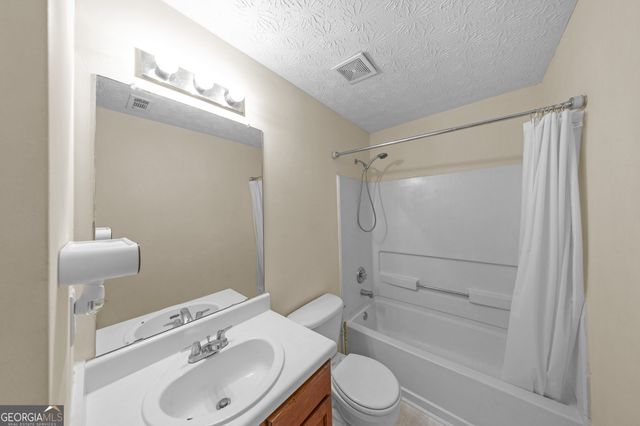 2315 Oakland Spring Drive, Snellville, GA 30039